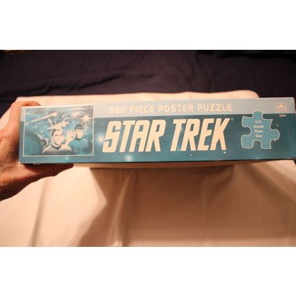 STAR TREK 300 PIECE PUZZLE SEALED Puzzle