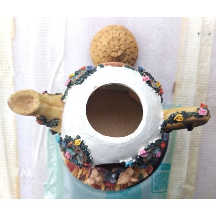 NEW UNUSED LITTLE MEADOW SERIES BEAUTIFULLY DECORATED TEAPOT POTPOURRI HOLDER