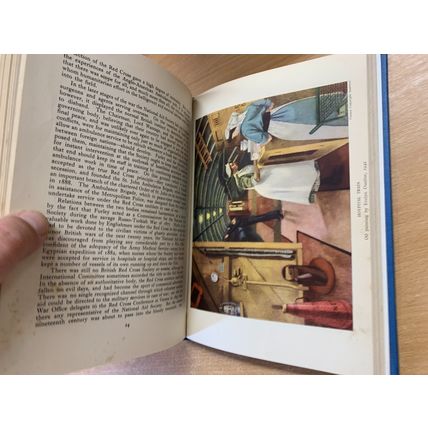 1941 "BRITISH MEDICINE" R McNAIR WILSON ILLUSTRATED HISTORY HARDBACK BOOK (P4)