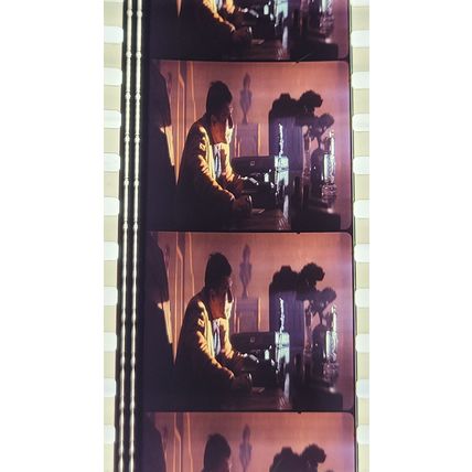 Blade Runner Pk X7P - b047U . - 1 STRIP OF 5 - 35MM FILM CELLS
