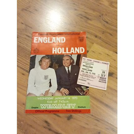 1970 England vs Holland / Netherlands – Programme & Ticket **FREE P&P**