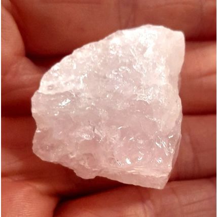 Raw unpolished rose quartz *