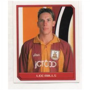 Merlin F.A.Premier League 2000 millenium edition sticker No.72 Lee Mills