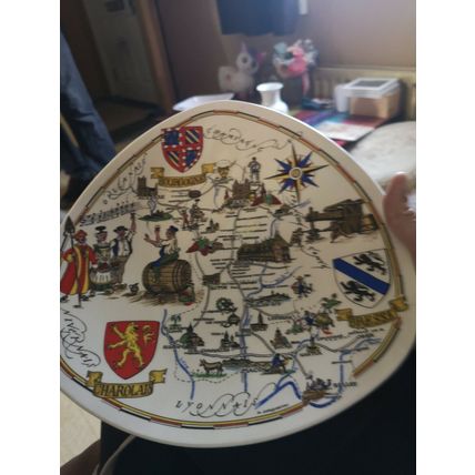Luneville Horber & Chassagnac Souvenir Plate Bourgne, Bresse, Charlolais