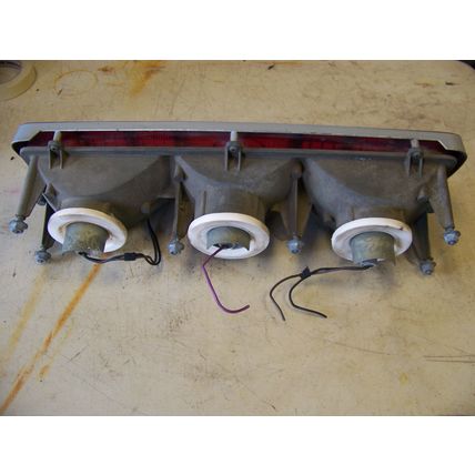 1976 DODGE ROYAL MONACO RH TAILLIGHT ASSY COMPLETE OEM HOUSING LENS SOCKETS