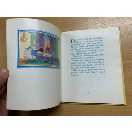 1975 ALISON UTTLEY "LITTLE GREY RABBIT'S PARTY" SMALL ILLUSTRATED HB BOOK (P3)