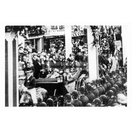 rp06419 - Queen Victoria in Cowes High St 1897 , Isle of Wight - print 6x4
