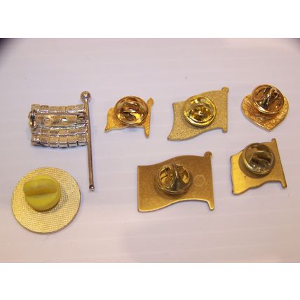 MIXED LOT OF HAT PINS - US NAVY AMERICAN FLAGS