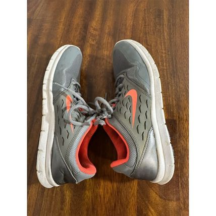 Nike Orive NM Women's Running Shoes Size 8 Multicolor Sneaker 677136-061