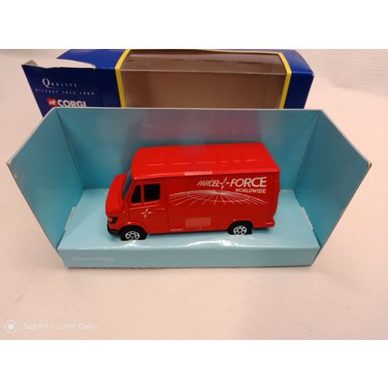 CORGI 58404 PARCELFORCE VAN ( PRE-OWNED)