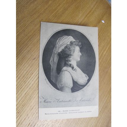 Early Postcard - Marie Antoinette portrait