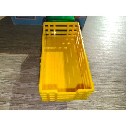 Matchbox No71 Green Cattle Truck