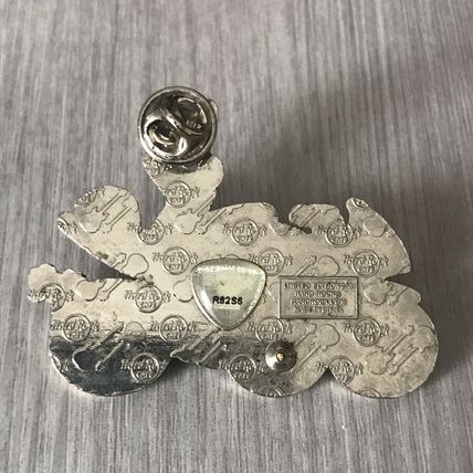 HARD ROCK CAFE COLOGNE BIKER GIRL PIN BADGE - damaged at rear LE 250