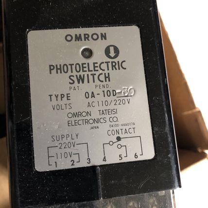 OMRON OA-10L-30 & OA-10D-30 PHOTOELECTRIC 110/220VAC,0A-10L-30,0A-10D-30,BB