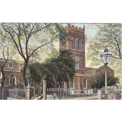 E886 NORTHAMPTON - ST GILES CHURCH