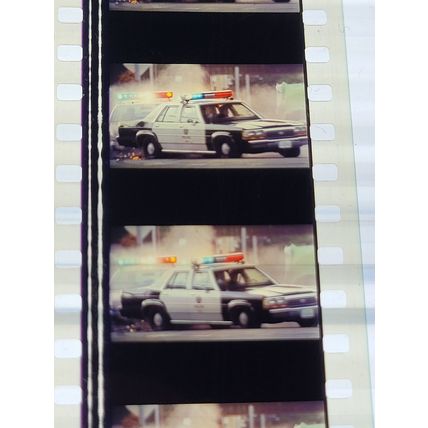 HEAT. Pk SVJ - b039M . 1 STRIP OF 5 - 35MM FILM CELLS