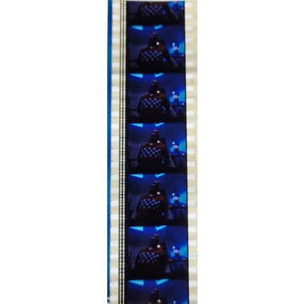 Pk GEB - S - MIX - f 0131A . 1 STRIP OF 5 - 35MM FILM CELLS. (Shocker)