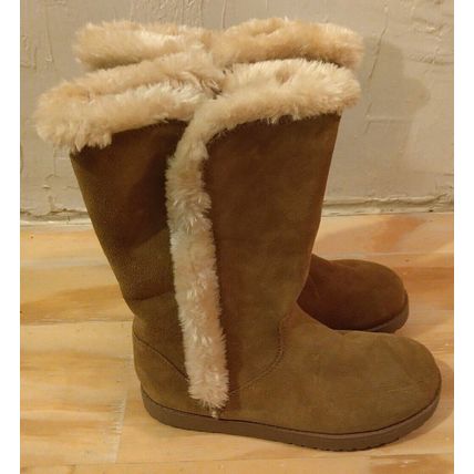 NWT Universal Thread Natural Suede Fur Boots Size 8 Ladies Fall Winter