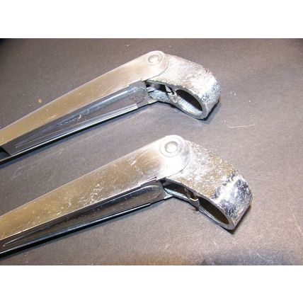 1964 JEEP TRUCK WINDSHIELD WIPERS OEM