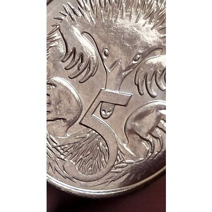 Australia 2022 5c Echidna ~ Die Chip/Cud on Front Claw - Circulated [1a1]