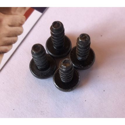 Volvo 6 Point Socket Screw 986087 Quantity 4 PF 5x16