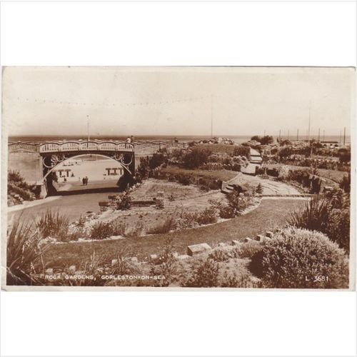 Rock Gardens, Gorlestone-on-Sea Norfolk Postcard (Nfk71182)