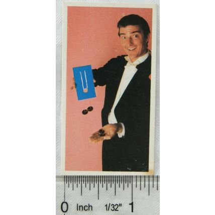 1970 Sharps Hey Presto Card No. 1 Impossible Button-hole