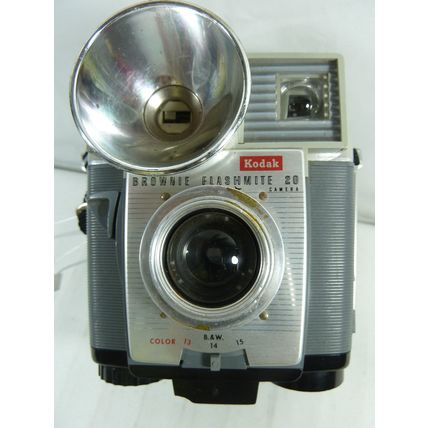 Vintage Kodak Brownie Flashmite 20 Outfit Camera*
