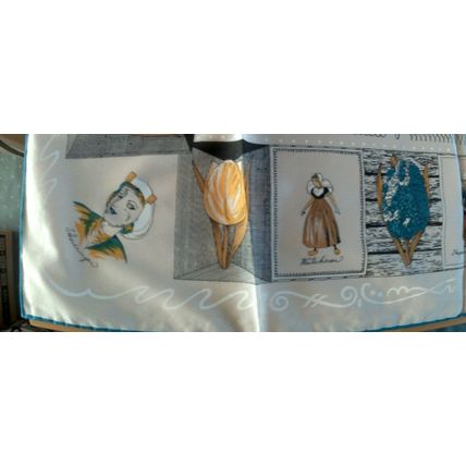 Vintage 1970's Headscarf