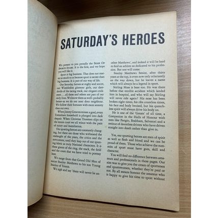 RARE 1962 "BOOK OF SPORTS STARS" UK PHOTO ILLUSTRATED LARGE PAPERBACK BOOK (P4)