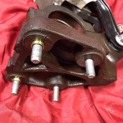 08-12 Land Rover LR005645 LR2 OEM 3.2L CV Axle Support Bracket Anchor + Mount