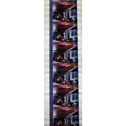 Back to the Future 2. Pk HCH - A012l . - 1 STRIP OF 5 - 35MM FILM CELLS