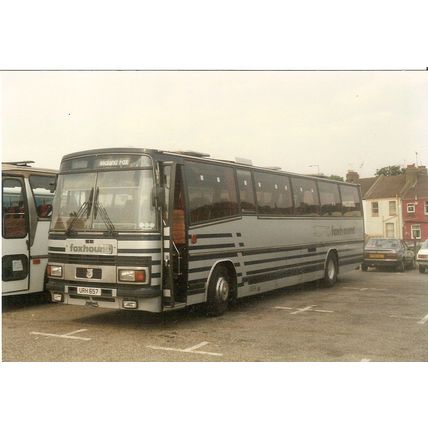 Colour Photograph of Midland Fox Ltd. - URH 657 ex. Midland Red (East) Ltd.