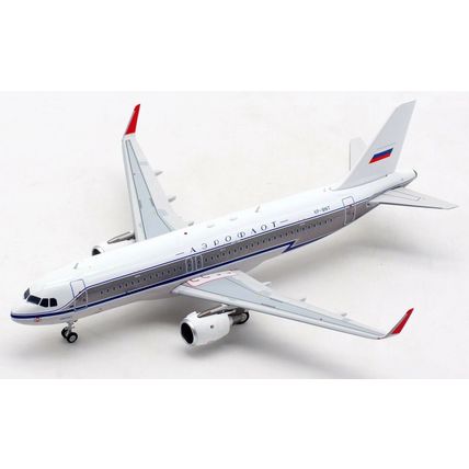 A320 AEROFLOT RUSSIAN AIRLINES REG: VP-BNT W/STD - INFLIGHT200 IF320SU0818 1/200