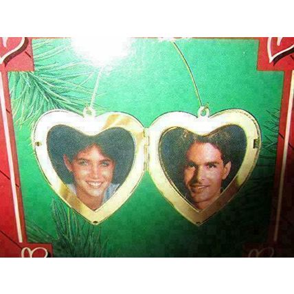 Hallmark Ornament 1986 First Christmas Together Hanger Included QX4003