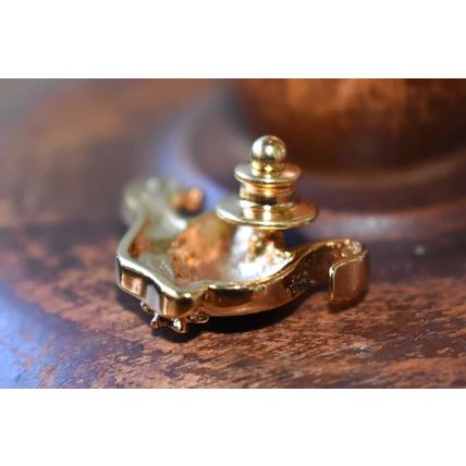 Avon Swan Pin Brooch Gold Tone w/ White Stone