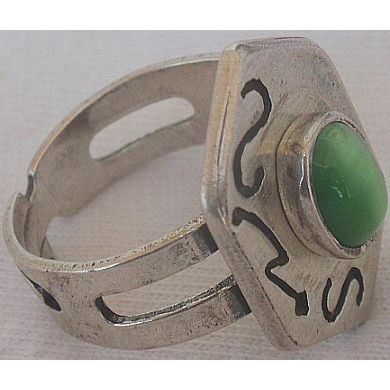 Green cat eye silver ring D