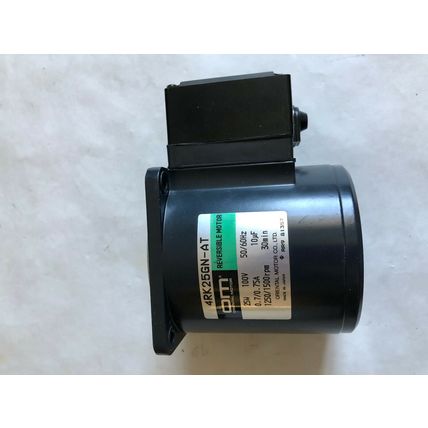 NEW OM ORIENTAL MOTOR 4RK25GN-AT REVERSIBLE MOTORS, 25 WATTS, 100 VAC,HC
