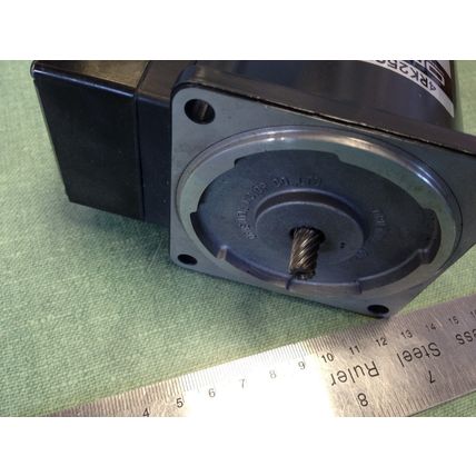 NEW OM ORIENTAL MOTOR 4RK25GN-AT REVERSIBLE MOTORS, 25 WATTS, 100 VAC,HC