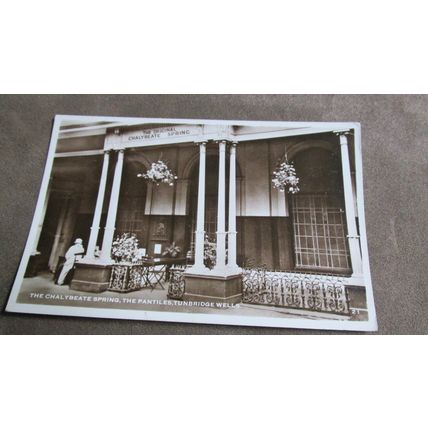 1950 fr real photo Postcard - Chalybeate Spring - Tunbridge Wells, Kent