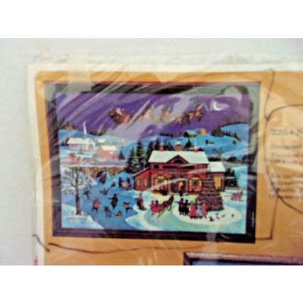 Creative Circle Needlecraft 2254-Santa in The Sky 1984 12 x 16"
