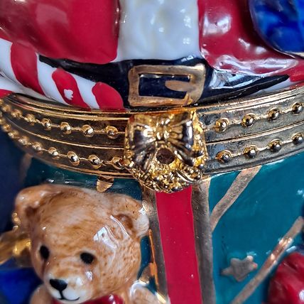 SANTA CLAUS TRINKET BOX Ceramic Ceramic jewelry holder Christmas Ring Pill Gift