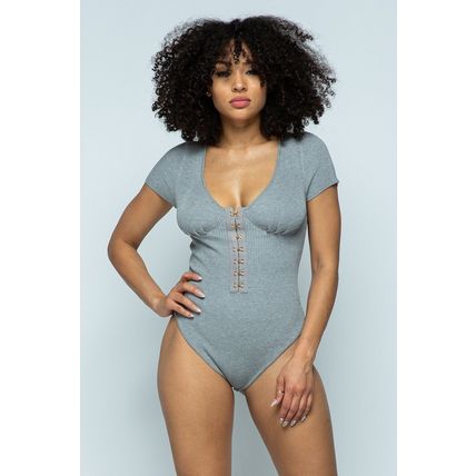 Women's Short Sleeve Hook And Eye Ribbed Knit