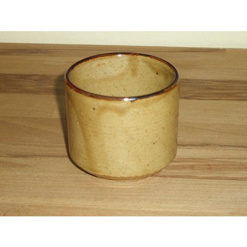 Stoneware Hand Decorated Tan Glaze Pot