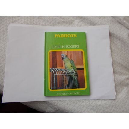 PARROTS FOYLES POCKET BOOK (23/11)