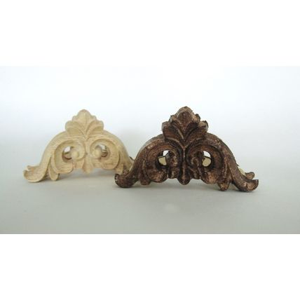Smaller real wood and metal hair claw clip for fine thin hair