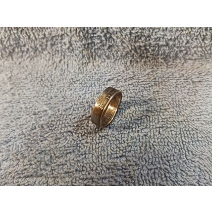1976 Bicentennial Washinghton Quarter size 7 1/2 coin ring handmade