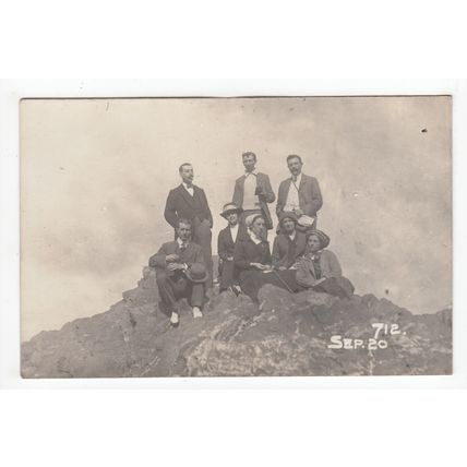 Group of People on the Rocks Postcard Publisher Phillipse & Lees Ilfracombe 712