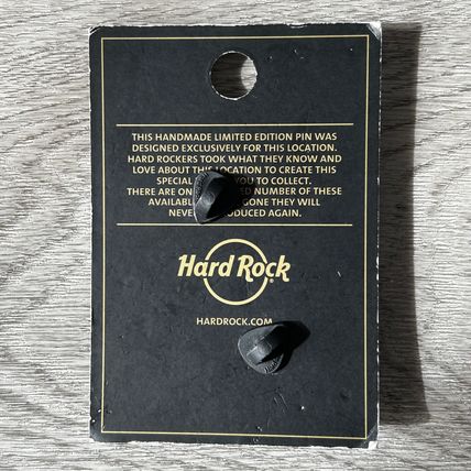 Hard Rock Cafe PRETORIA South Africa 3D Rhinoceros Pin Closed BADGE VGC LE CARD