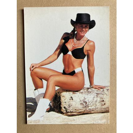 Ujena Swimwear Illustrated 1993 Edition Base trading card # 53 Kim Gagliano (A)